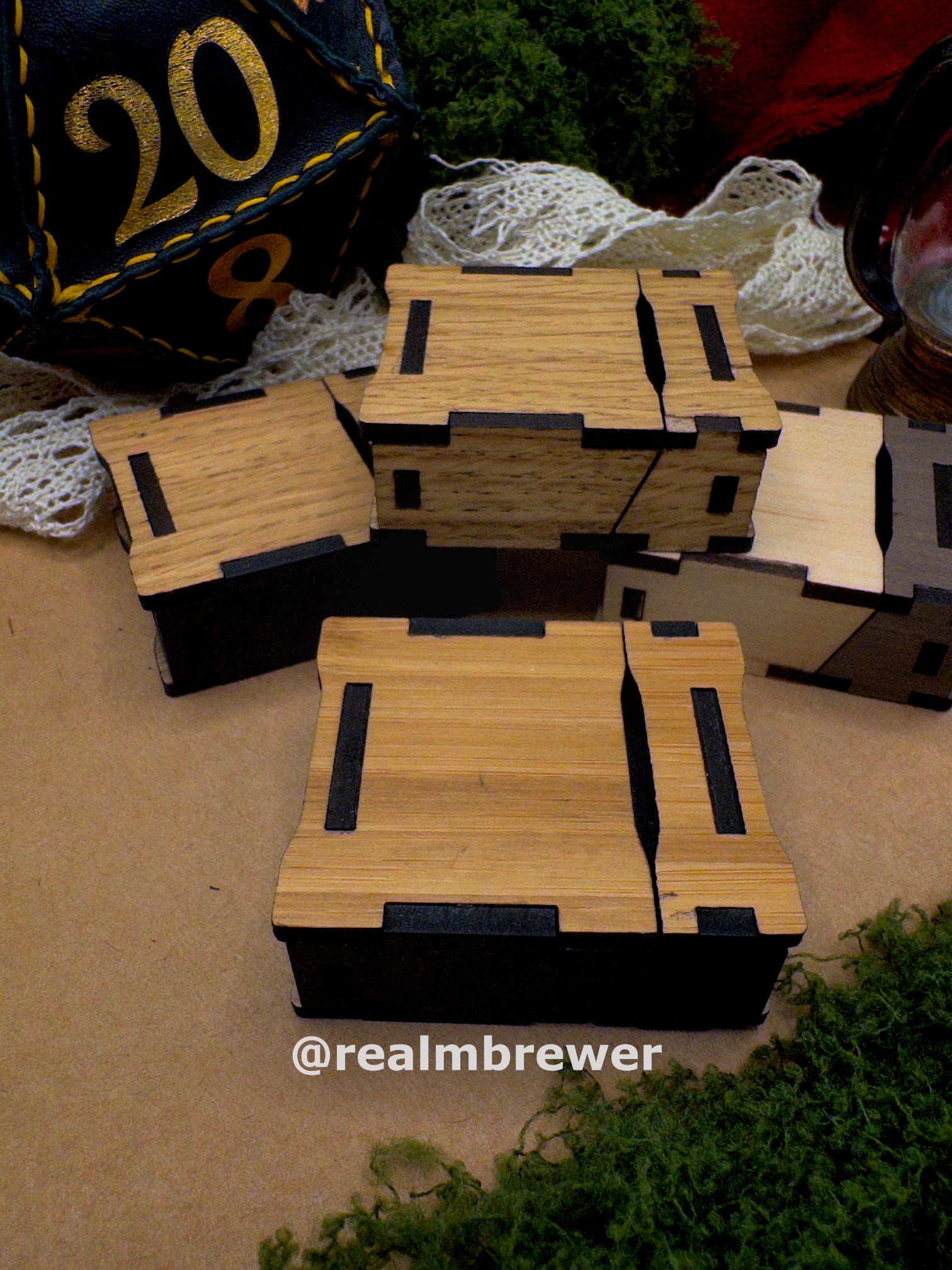 Emergency Dice Box | Who doesn't need a dice set on the go?