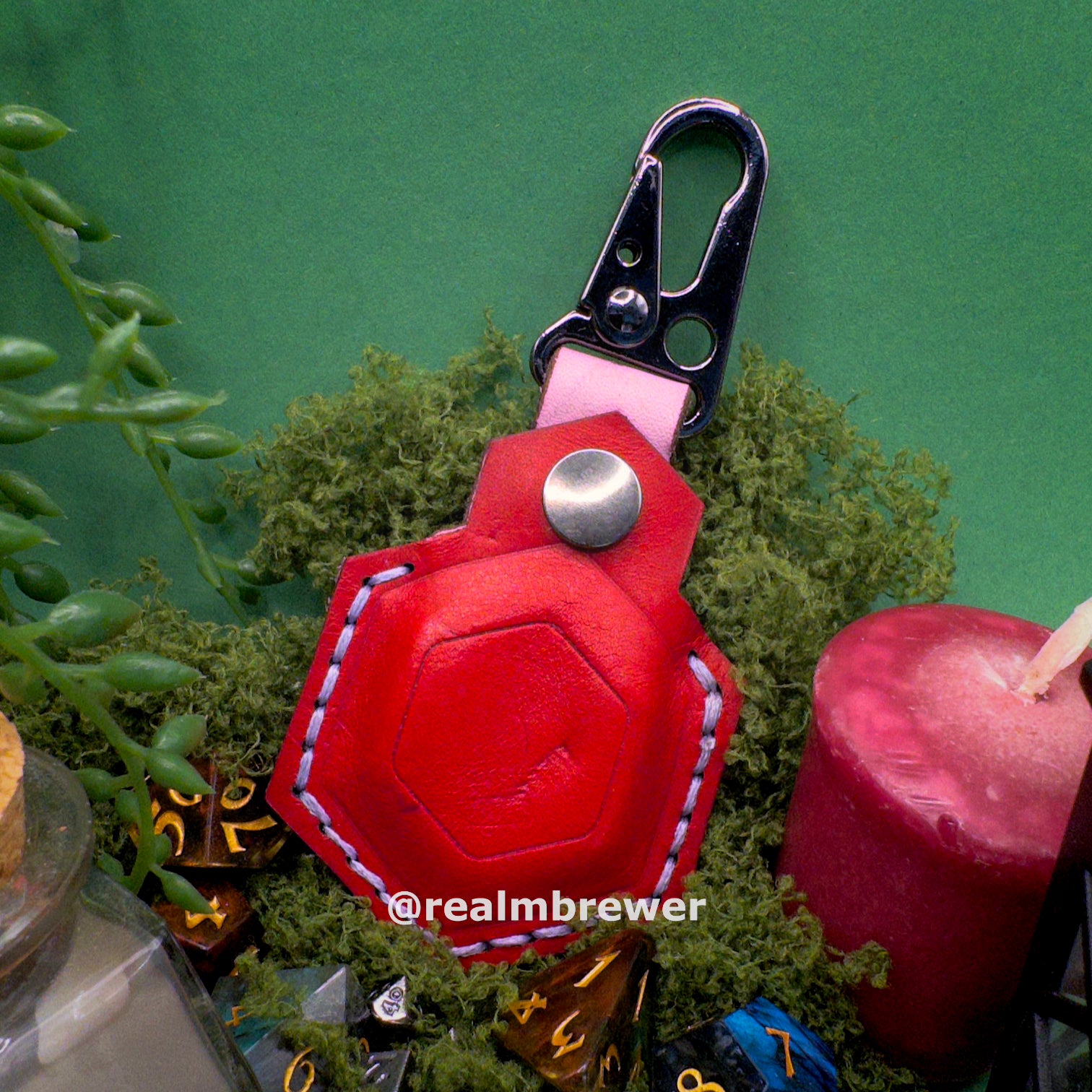 Disguise Dice | Smuggle your dice addiction everywhere