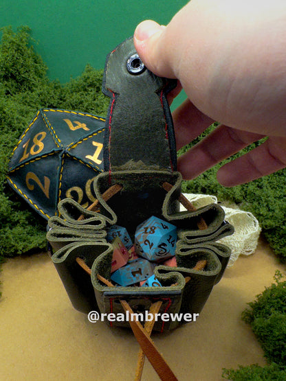 Dice Pouchy | Travel light, collect a lot