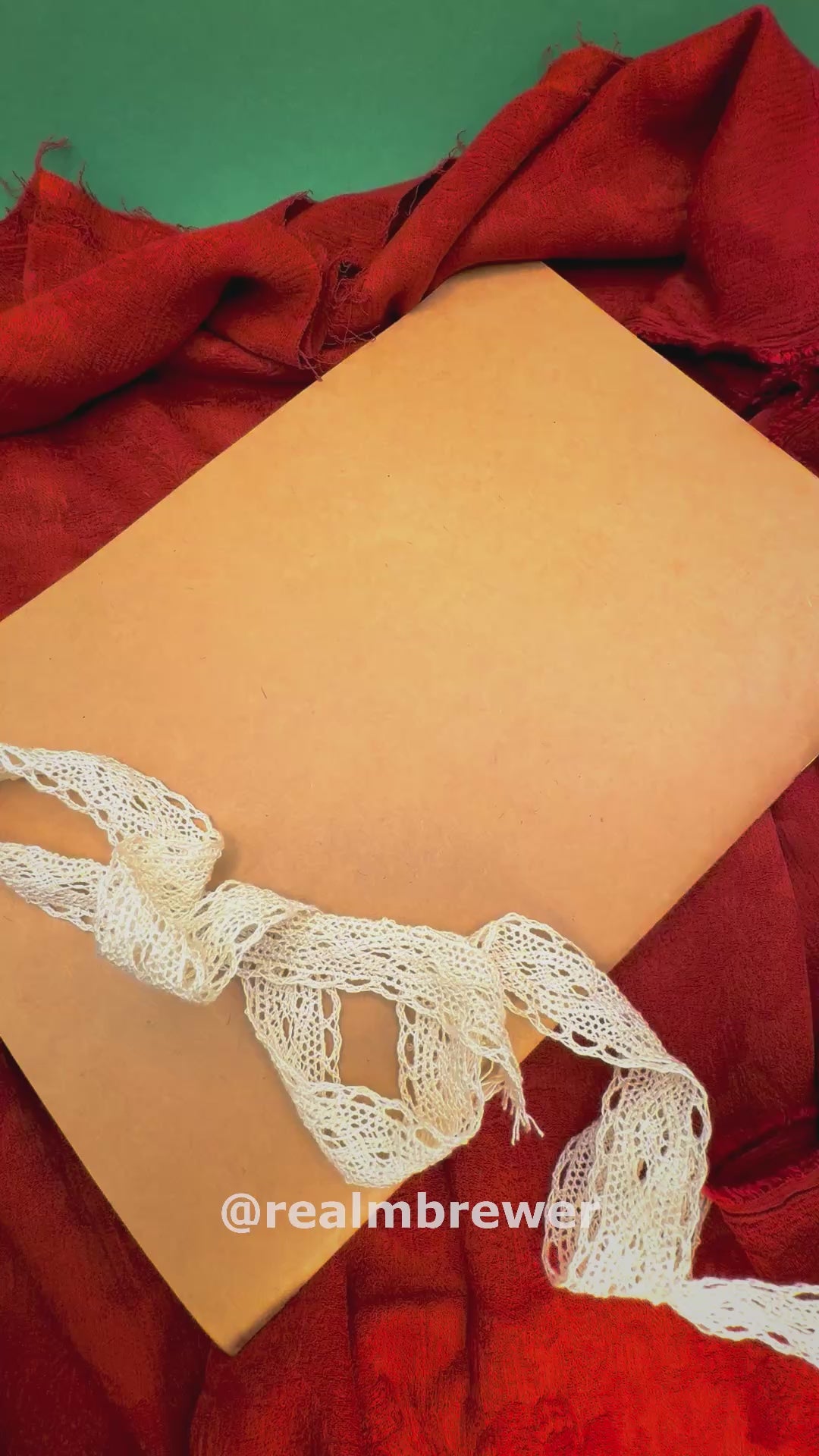 Load video: Disguise Dice | Smuggle your dice addiction everywhere